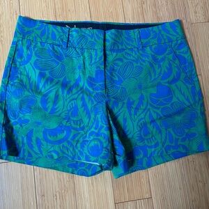 Talbots size 12 Vibrant Floral Women Shorts. Nwot